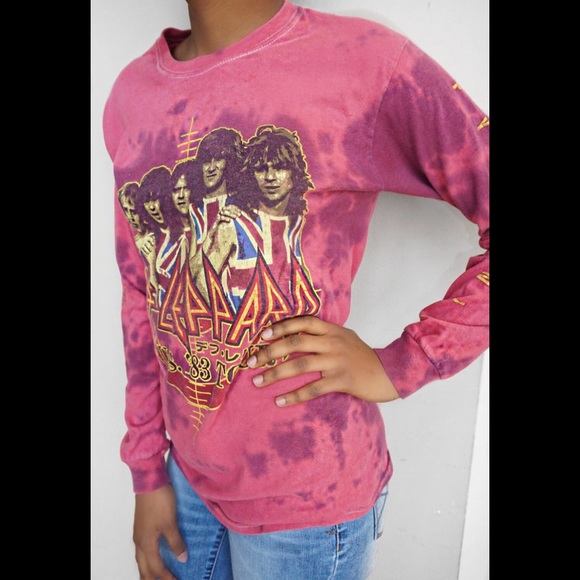 ✨ROCKBAND TEE✨ - Picture 2 of 2